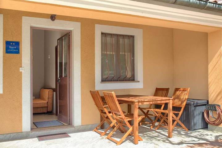 Ferienwohnung für 4 Personen, mit Terrasse in Medulin - 2