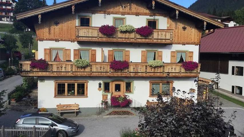 Appartement voor 4 personen, met balkon en tuin in Berwang