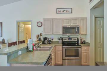 Vacation Rental for 8 Guests in Citrus County, Picture 3