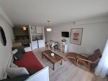 Gîte pour 3 personnes, avec jardin et terrasse à Sainte-Anastasie