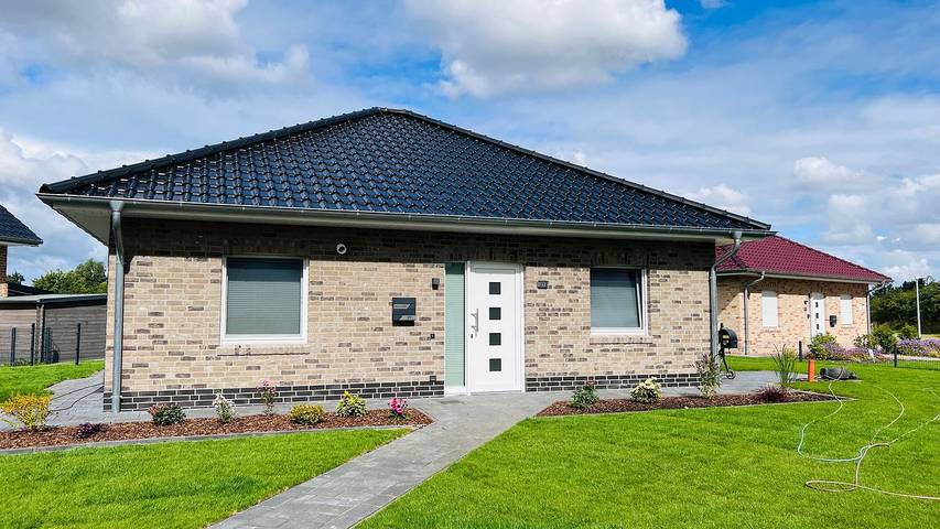 Ferienhaus für 4 Personen, mit Garten und Terrasse in Walchum