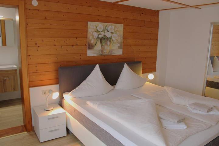Ferienwohnung für 6 Personen, mit Terrasse und Ausblick in Schruns - 4