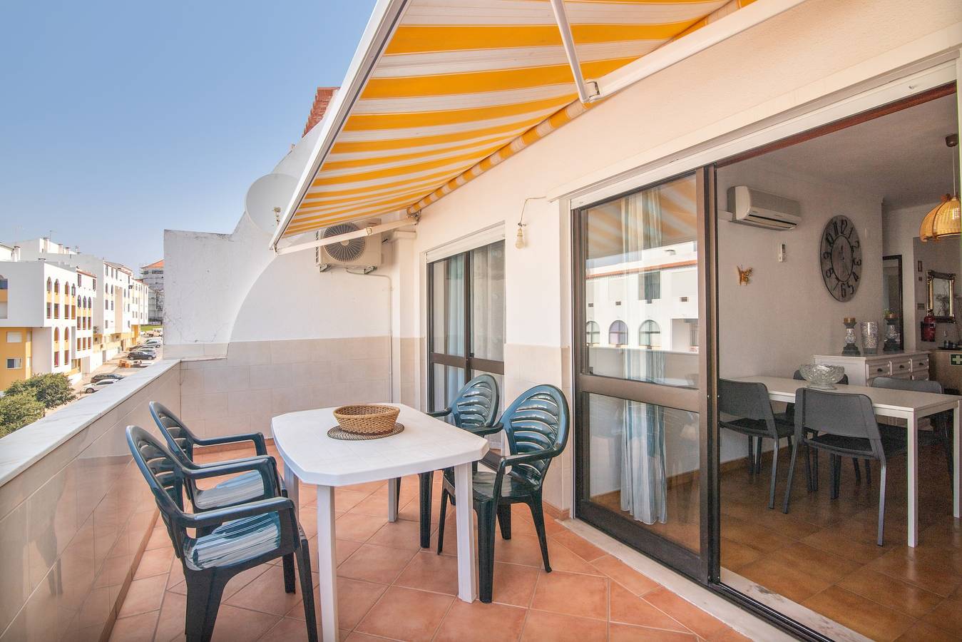 Appartamento intero, Appartamento 'Casa Modesta' con Balcone, Wi-Fi e Aria Condizionata in Quarteira, Distretto di Faro