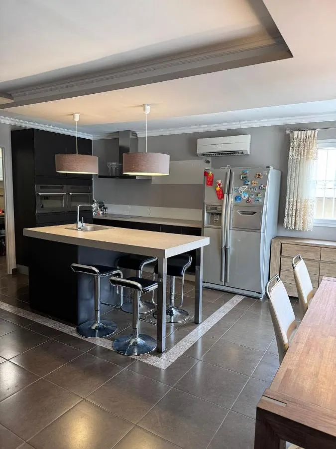 Chalet para 10 personas, con piscina y terraza, Se admiten mascotas - 1