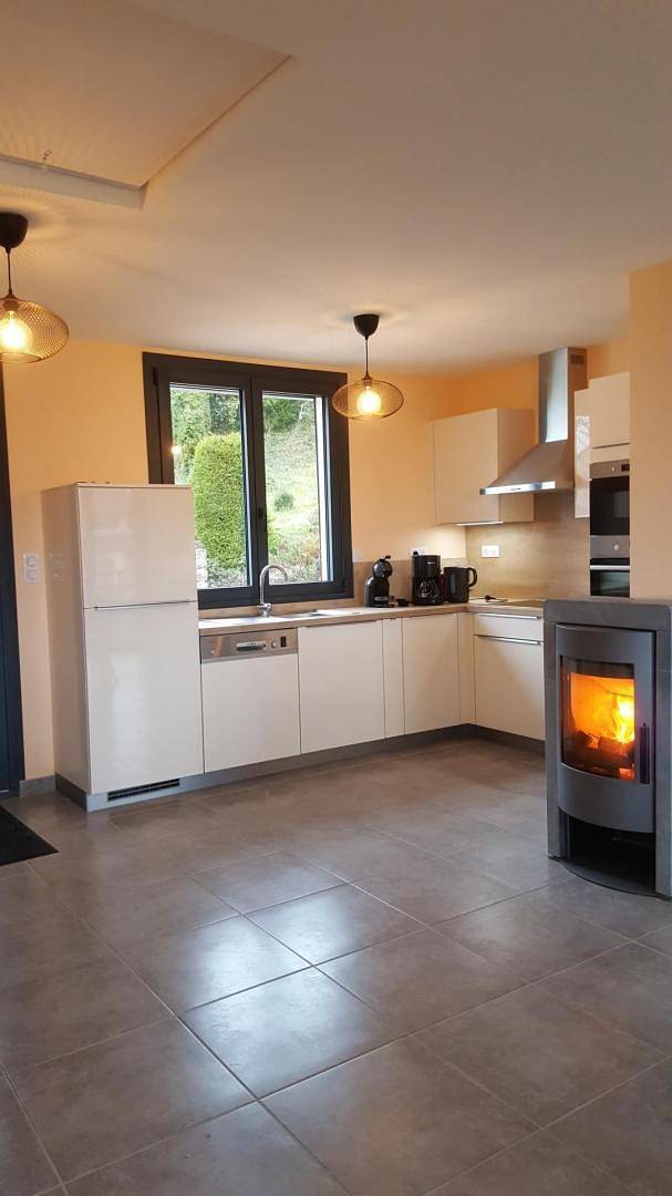 Gîte pour 4 personnes, avec terrasse à Clairvaux-les-Lacs - 2