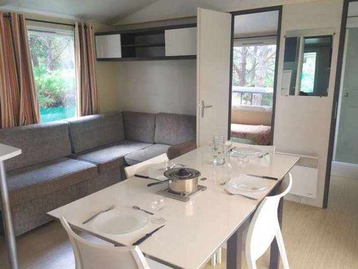 Mobil home pour 6 personnes, avec piscine et terrasse à Laurens - 2
