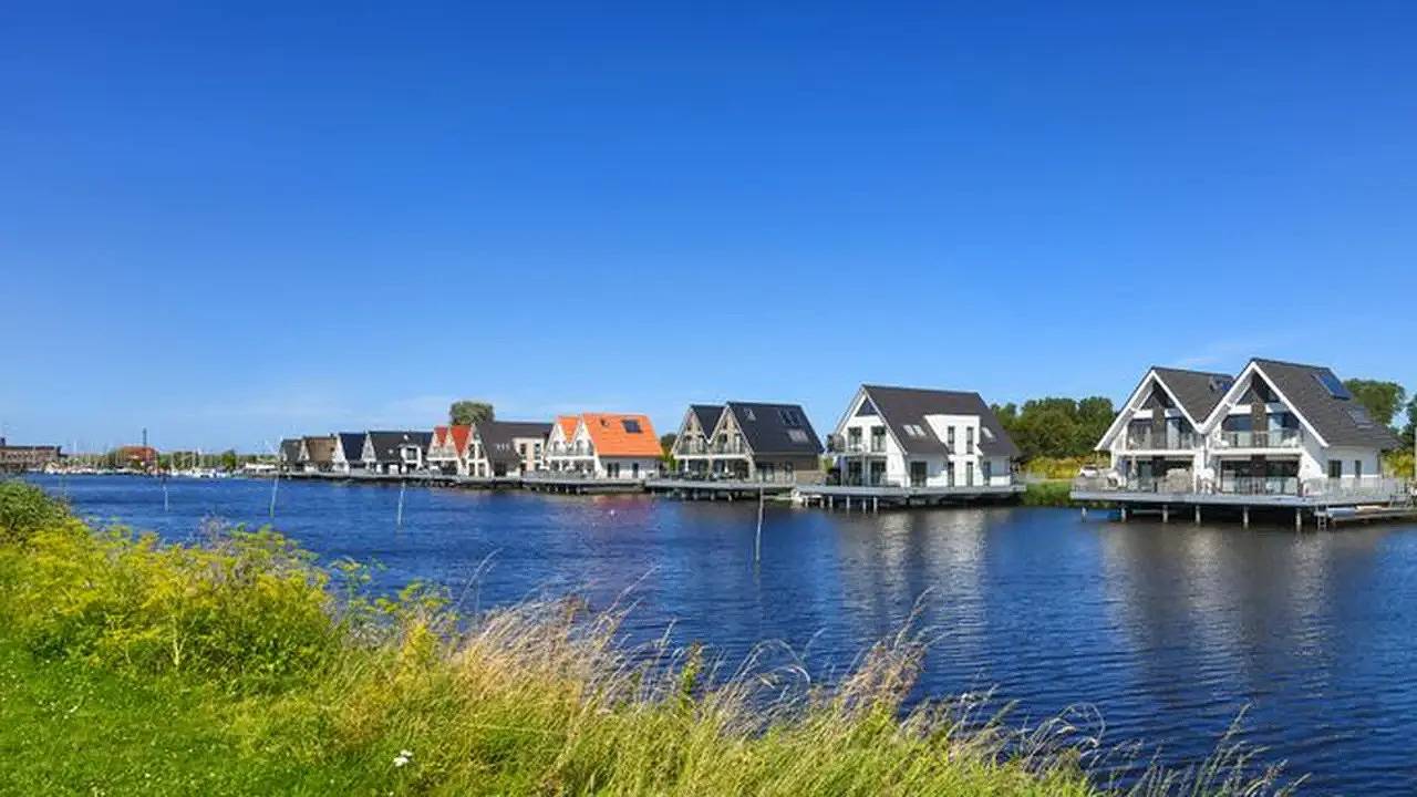 Boot für 4 Personen (89 m²) in Carolinensiel in Carolinensiel-Harlesiel, Wittmund