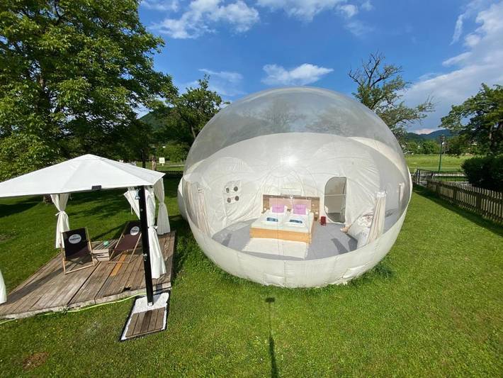 Bungalow für 2 Personen, mit Whirlpool und Terrasse sowie Garten und Ausblick in Oberösterreich