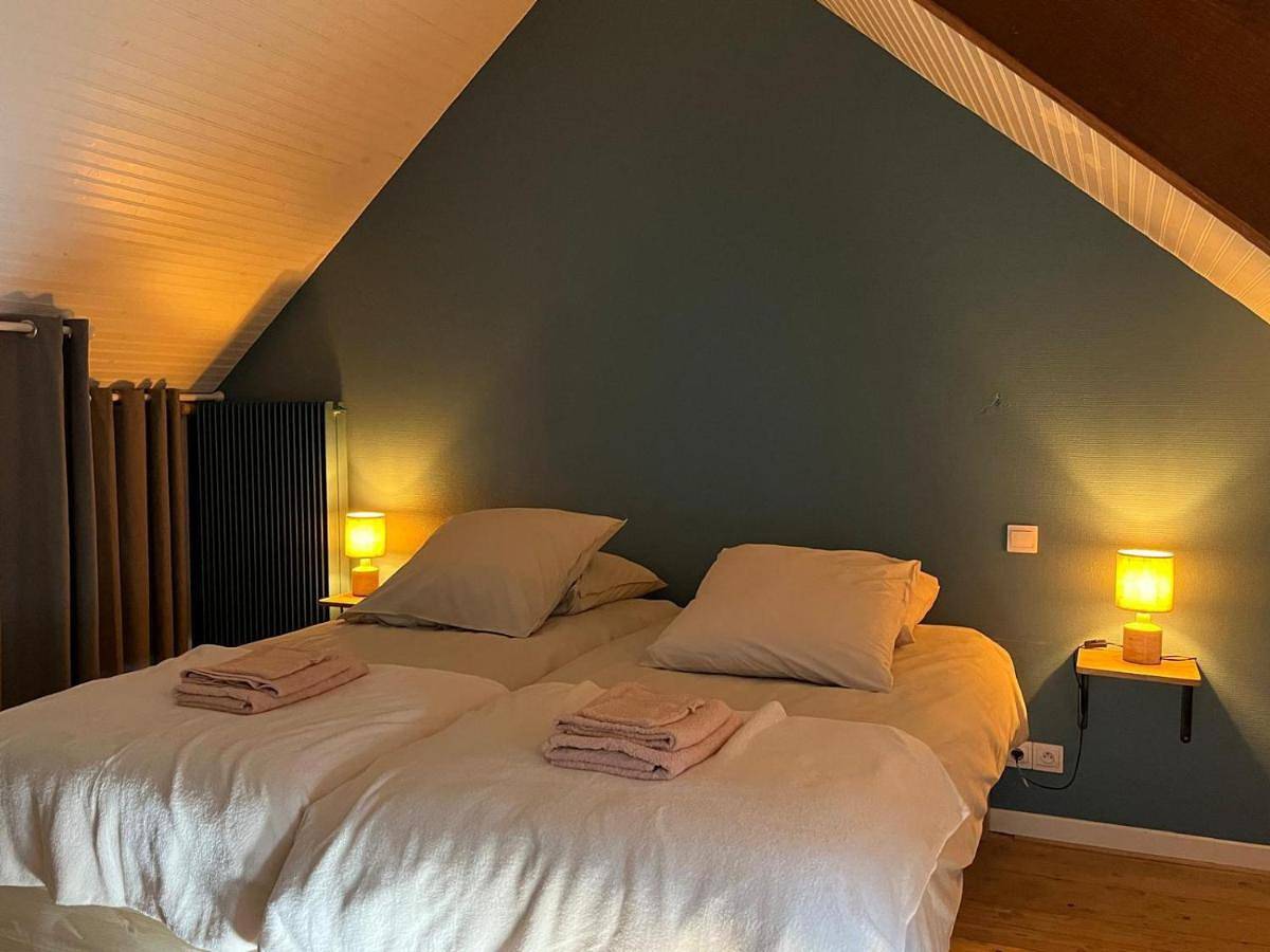 One-Bedroom House in Surville, La Haye (Manche)