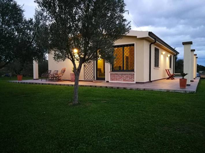 Agriturismo per 4 persone, con terrazza e giardino in Siniscola