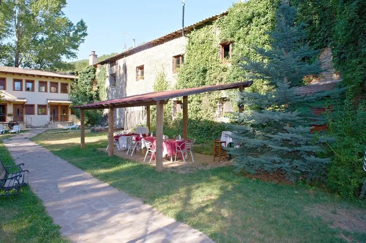 Hotel para 2 personas, con terraza y jardín - 1