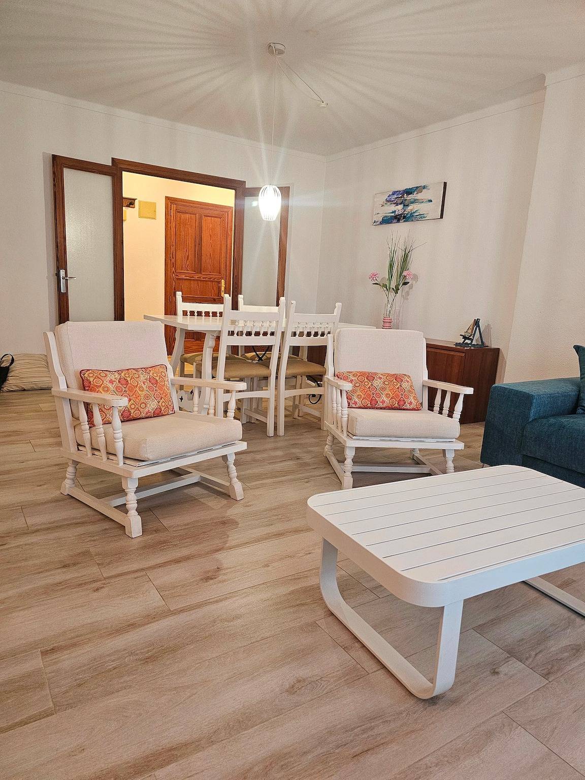 Entire apartment, Apartment 'Bressol Miguel 3ºb' with Mountain View, Pool, Balcony, A/C & Wi-Fi in Port de Pollença, Pollença