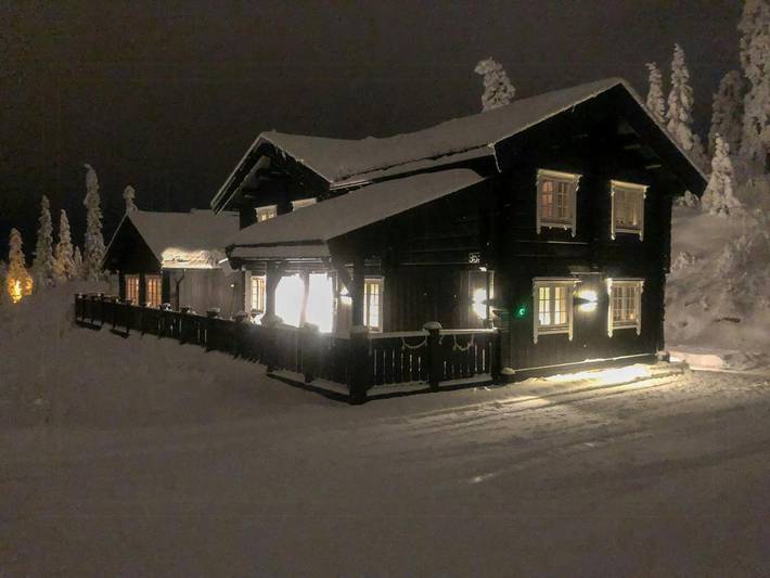 Feriehus for 13 personer, med Terrasse og Badebasseng i Trysilfjellet
