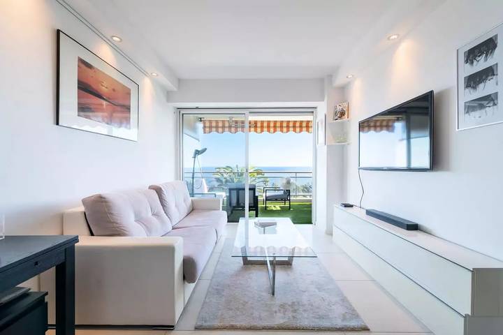 Apartamento entero, Apartamento con Terraza, Piscina & Acceso a la playa in Vallauris, Costa mediterránea (Francia)
