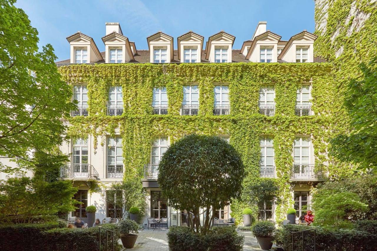 Le Pavillon de la Reine & Spa, Place des Vosges in 3e arrondissement, Paris