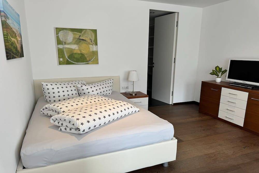 Villa in Tyrol with pool in Lechtal Alps, Stanz bei Landeck