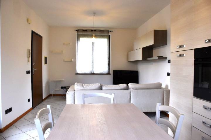 Ganze Wohnung, Casa Apollonia - Holiday Rental in Garda, Gardasee-Berge