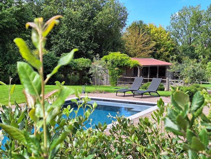 Location de vacances pour 2 personnes, avec vue et sauna ainsi que piscine et jardin à Ellezelles - 2