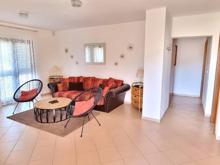 Vakantiewoning voor 6 personen, met balkon en zwembad, met huisdier in Privlaka