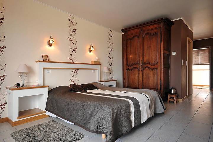 Chambre d’hôte pour 2 personnes, avec piscine et jardin en Bourgogne-Franche-Comté - 3