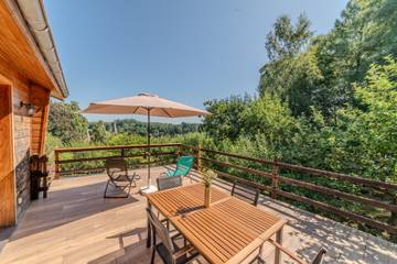 Gîte pour 4 personnes, avec balcon et jardin à La Clayette
