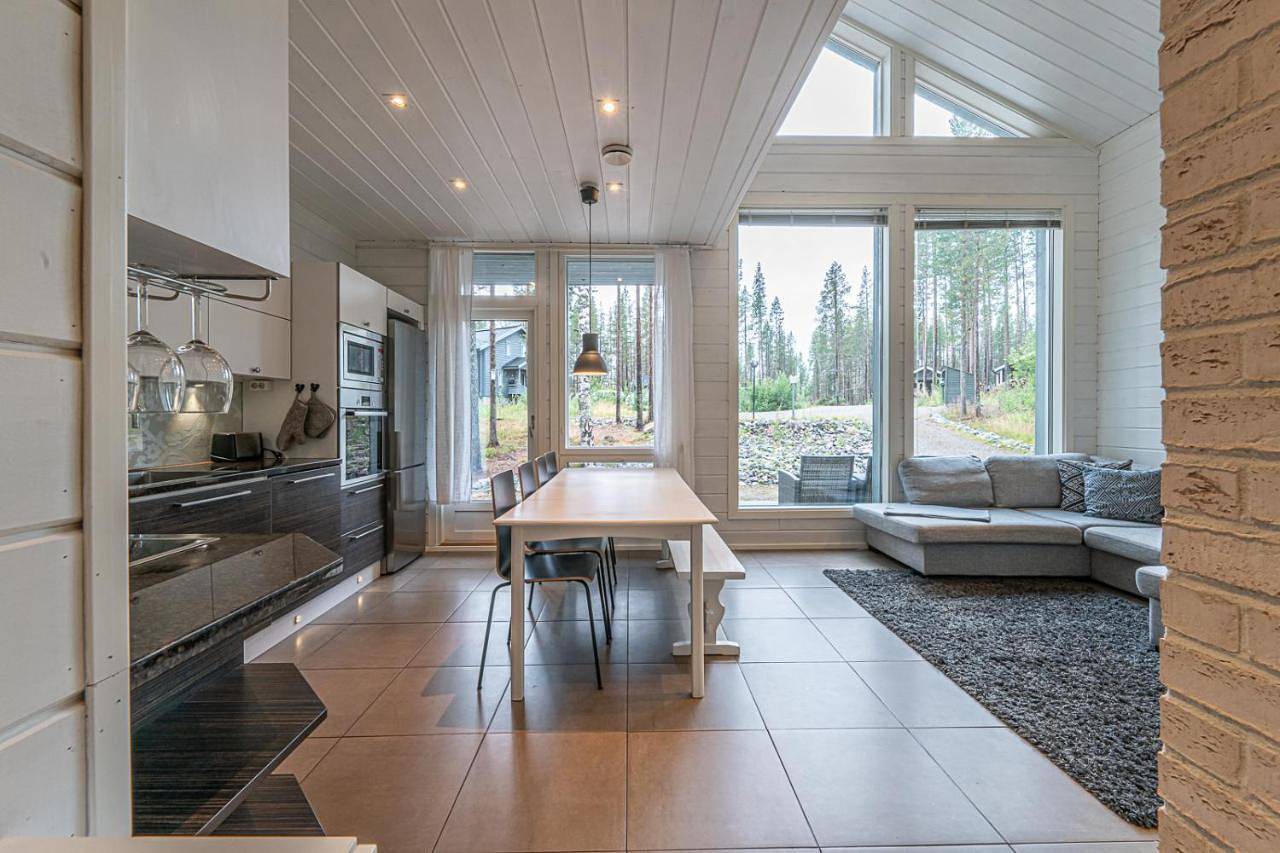 Hel lägenhet, Karhupiha in Levi