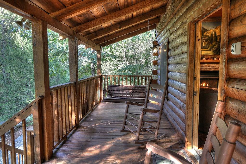 Bleiben Sie 2 Nächte und erhalten Sie den 3. gratis! 9 / 1-9 / 30 in Sevierville, Sevier County