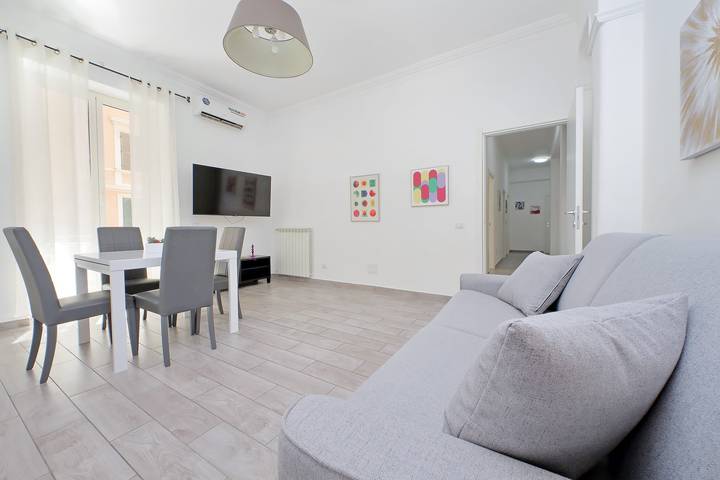 Gîte pour 5 personnes, avec balcon dans Basilique Saint-Pierre