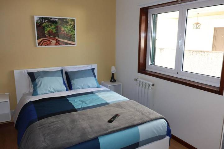 Gîte pour 3 personnes, avec Terrasse ainsi que Jardin et Vue à Arouca