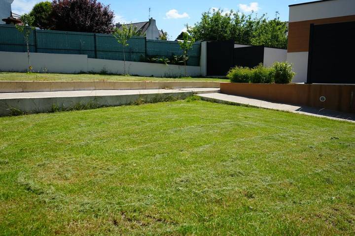 Location de vacances pour 6 personnes, avec vue et jardin à Bohars - 3