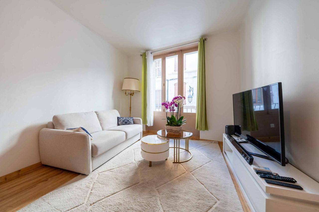 Appartement entier, Maison des orchidées in Montélimar, Région de nyons