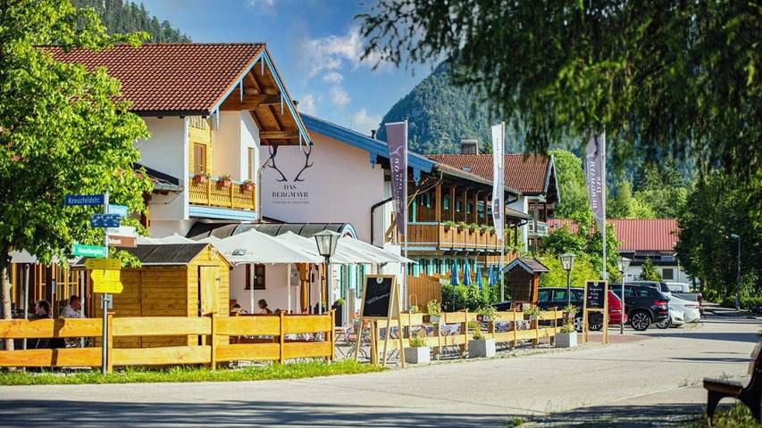 Hôtel pour 2 personnes, avec vue et jardin ainsi que piscine et sauna, animaux acceptés