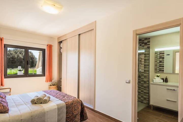 Nueva villa independiente en primera línea en el prestigioso campo de golf de Fuerteventura in Antigua, Fuerteventura