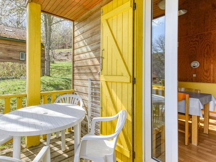 Résidence Vacancéole Les Chalets de la Chazotte - Chalet 5 persons - 3 rooms 5 people in Saint-Jacques-d'Ambur, Puy-de-Dôme