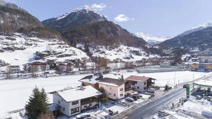Ferienhaus für 10 Personen in Weißkamm, Sölden (Österreich), Bild 1