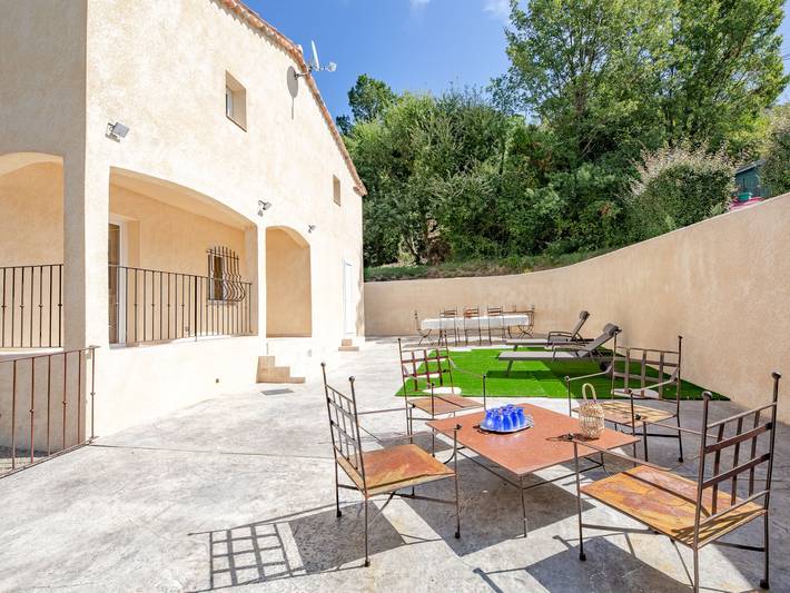 Maison de vacances pour 8 personnes, avec Terrasse et Jardin à Bauduen