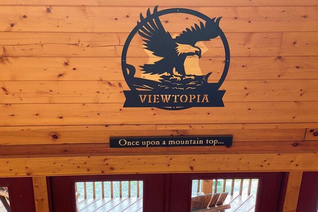 Glamping for 9 Guests in Blue Ridge Mountains, North Carolina