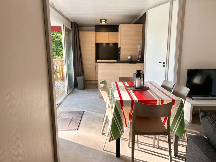 Acogedora cabaña con spa en Hasparren, 50 m², piscina compartida in Hasparren, Region de Bayona