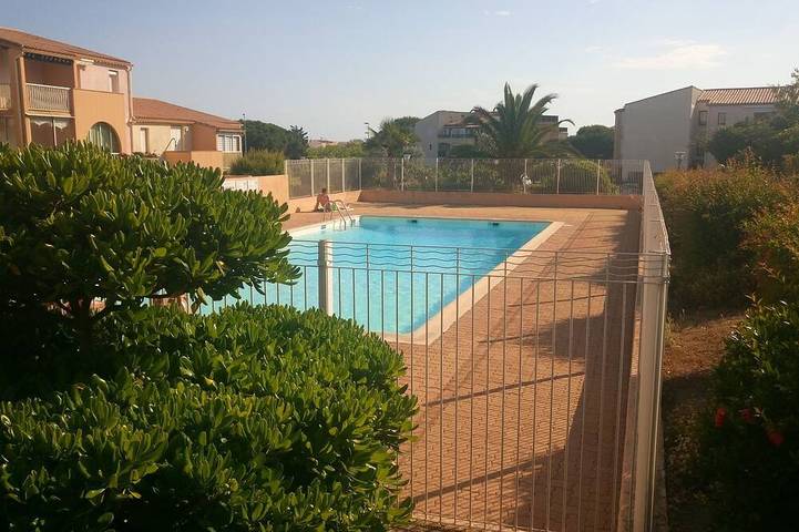 Gîte pour 3 personnes, avec balcon et piscine, animaux acceptés au Cap d'Agde