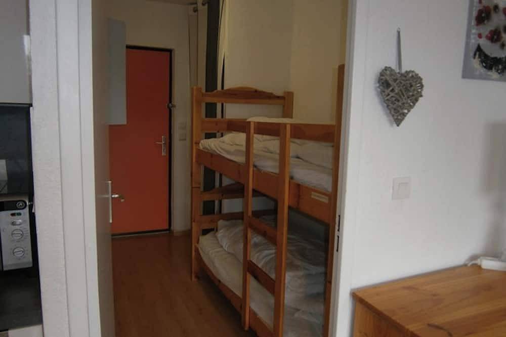 Entire apartment, Homerez - Studio, Le Dévoluy, Mountain View. in La Joue du Loup, Le Dévoluy