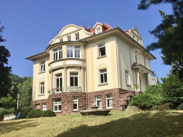 Ferienhaus für 4 Personen, mit Terrasse und Garten sowie Sauna in Friedrichroda
