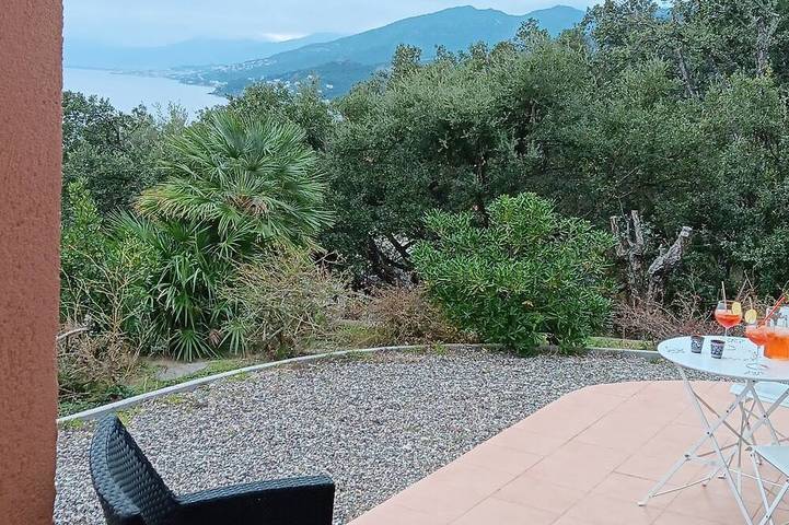 Gîte pour 3 personnes, avec jacuzzi à Brando - 4