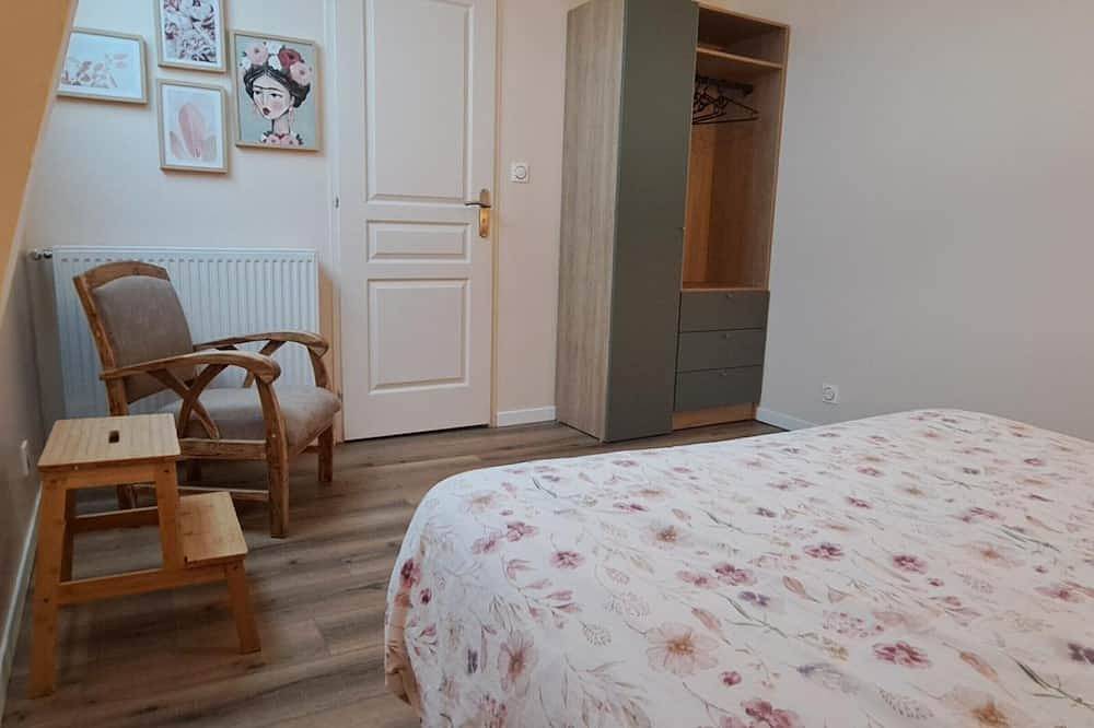 Maison mitoyenne avec spa privatif, animaux acceptés, proche Cotentin in Saussemesnil, Côte de la Déroute