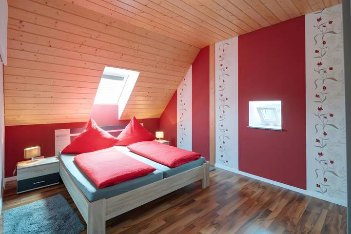 Apartamento entero, Apartamento 'Hof In Liebesdorf - Akelei' con jardín compartido y Wi-Fi in Gerabronn, Hohenlohe