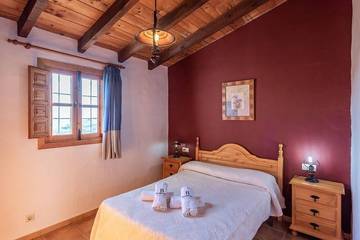 Casa Rural para 12 Personas en El Borge, Provincia de Málaga, Foto 1