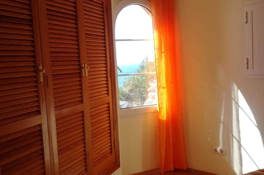 Huur appartement met zwembad in natuurlijke omgeving in La Herradura, Almuñecar