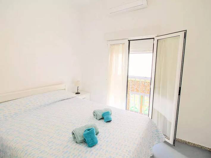 Casa rural para 6 personas, con balcón en Benidorm - 4
