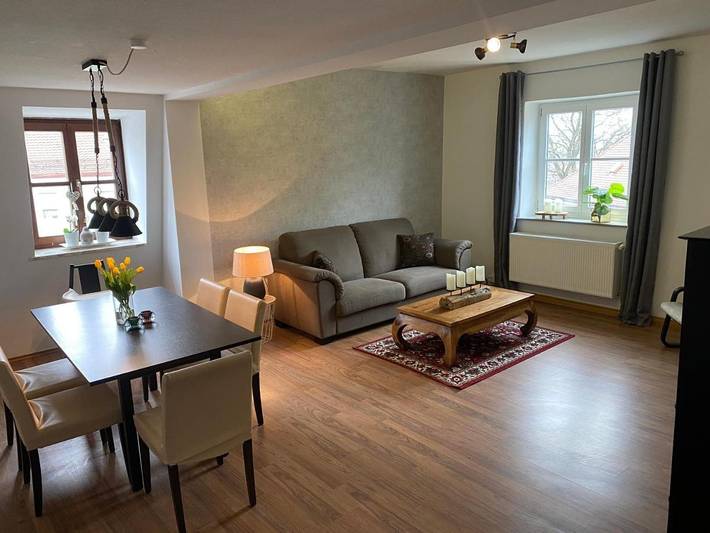 Ferienwohnung für 4 Personen, mit Terrasse und Garten