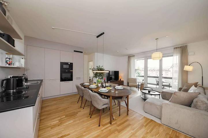 Ferienwohnung für 8 Personen, mit Balkon