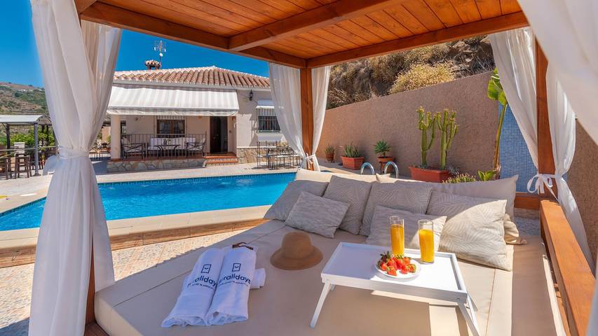 Villa pour 6 personnes, avec balcon/terrasse et piscine à Torrox - 2